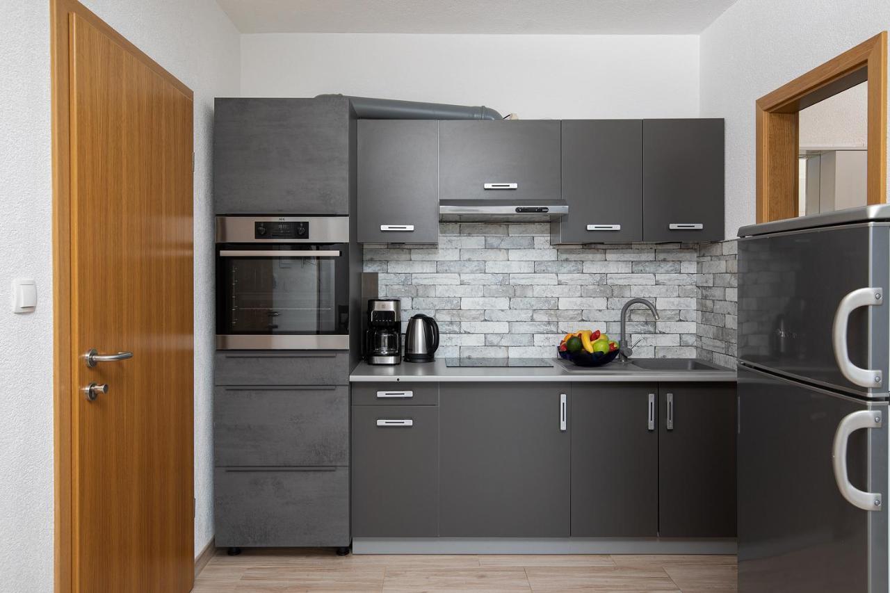 Apartmani Mirna Luka Pomer Esterno foto